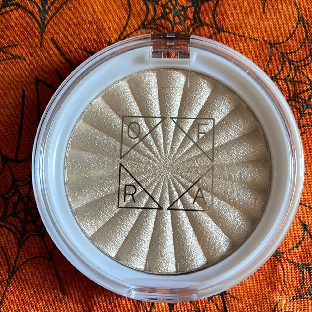 ofra cosmetics highlighter NWOT